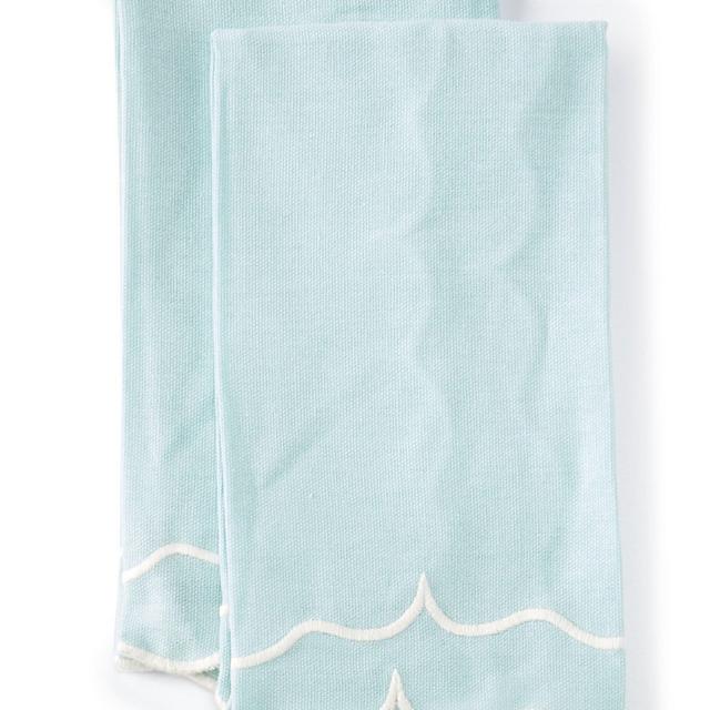 Southern LivingScalloped Shaped Napkins, Set of 2