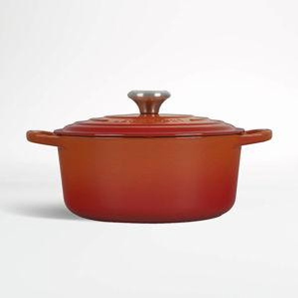 Le Creuset Signature Round 4.5-Qt. Cream Enameled Cast Iron Dutch Oven with Lid + Reviews | Crate & Barrel