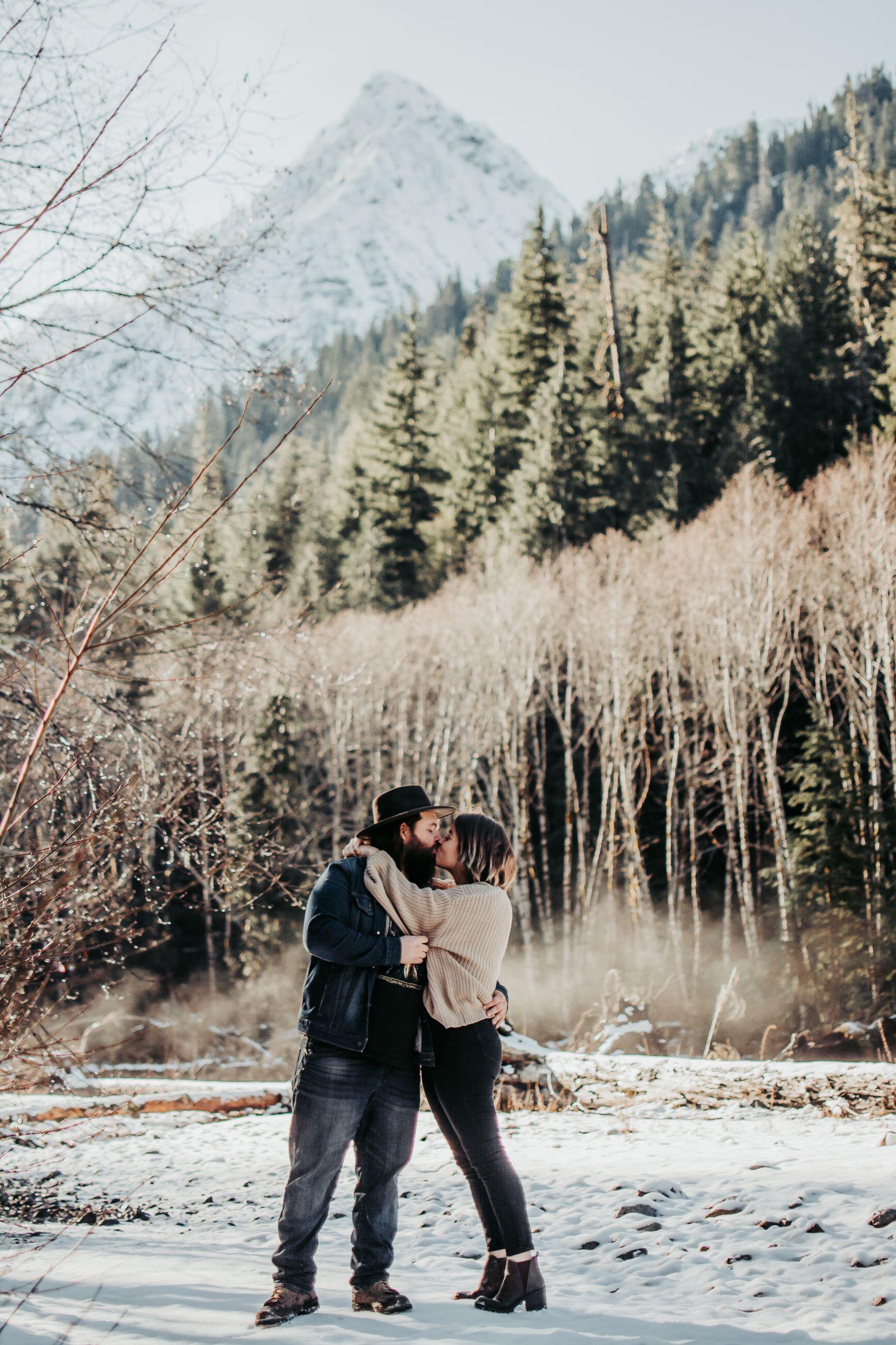 The Wedding Website of Hunter Venturo and Autumn Novak