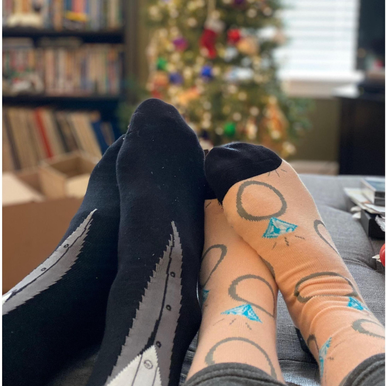On Christmas Eve 2020, eight dear friends serenaded us outside with a beautiful carol and then a love song as Kate and I got engaged in their presence!