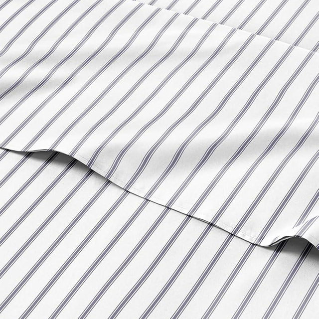 Blue and White Striped Sheets - 1 Flat & 1 Fitted Sheet & 2 Pillowcases w/ Deep Pockets - Cozy, Wrinkle & Fade Resistant - Ultra-Soft, Breathable & Cooling - Luxury Pinstripe Bedding - King Size