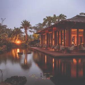 Honeymoon Couples Massage