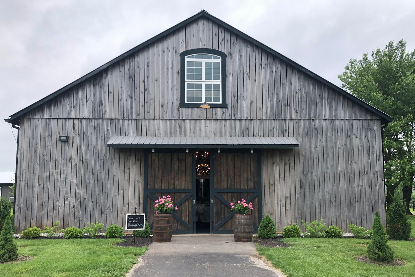 The Wedding Website of Hannah Goble and Schuyler Hosp