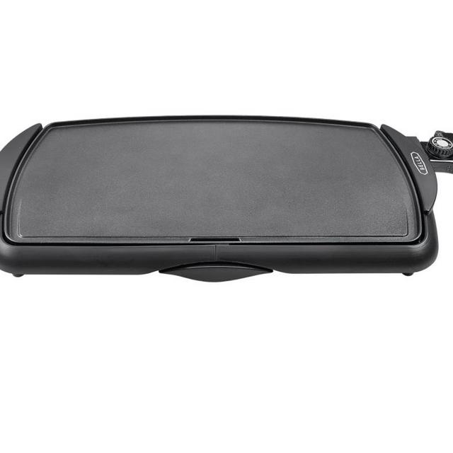 BELLA Electric Griddle & Flat Grill with Nonstick Large Cooking Surface and Removable Probe for Eggs, Tortillas, Pancake and more, 10.5" x 20", Black