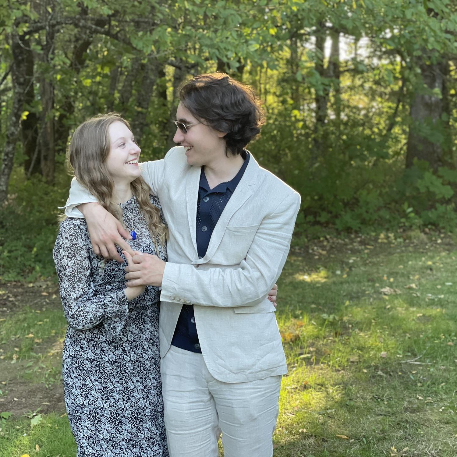 Eva took amazing pictures of us at Amy and Marc's wedding. Such a fun day!
