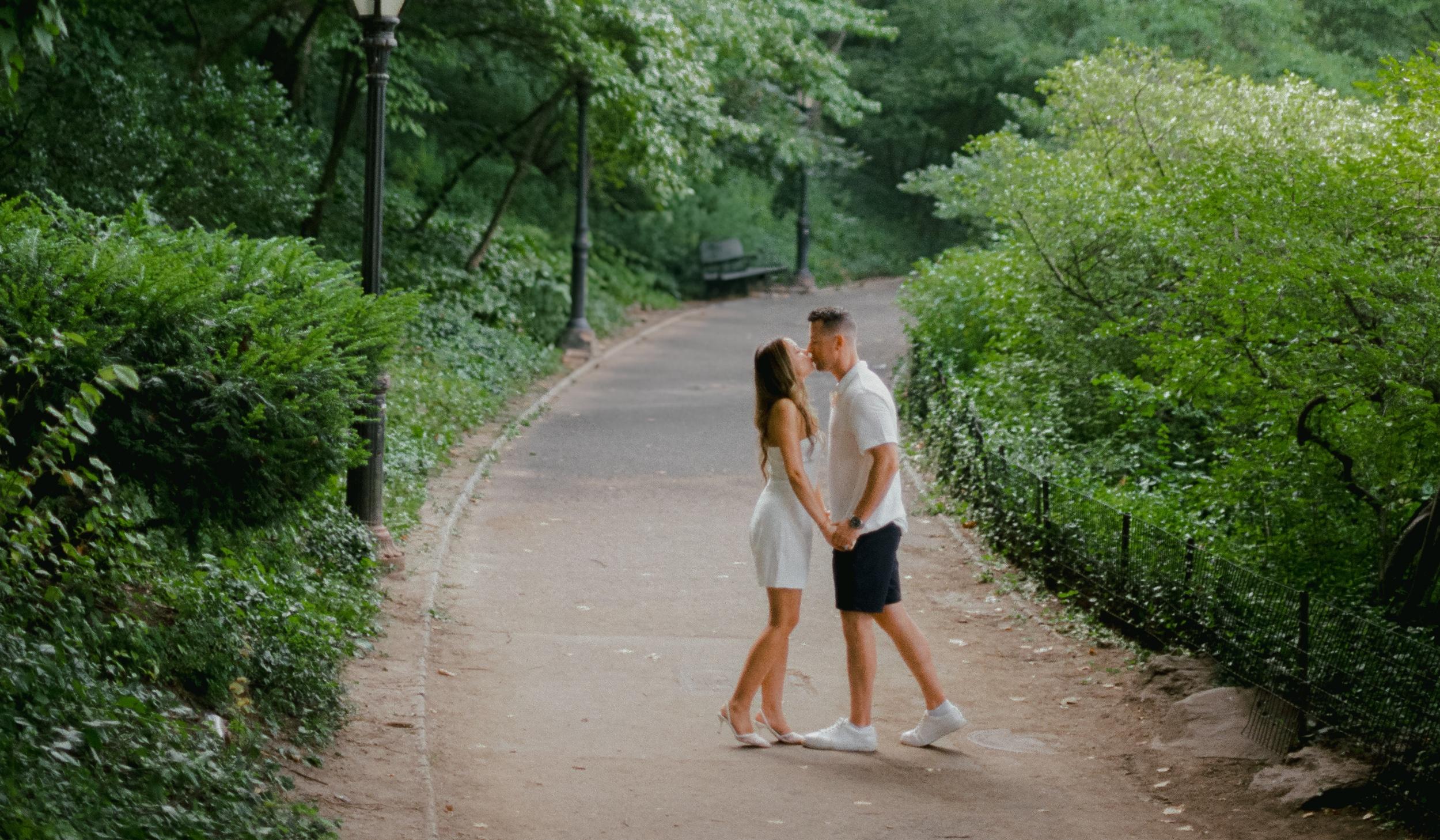 The Wedding Website of Bianca Dragusin and Colm Hassett