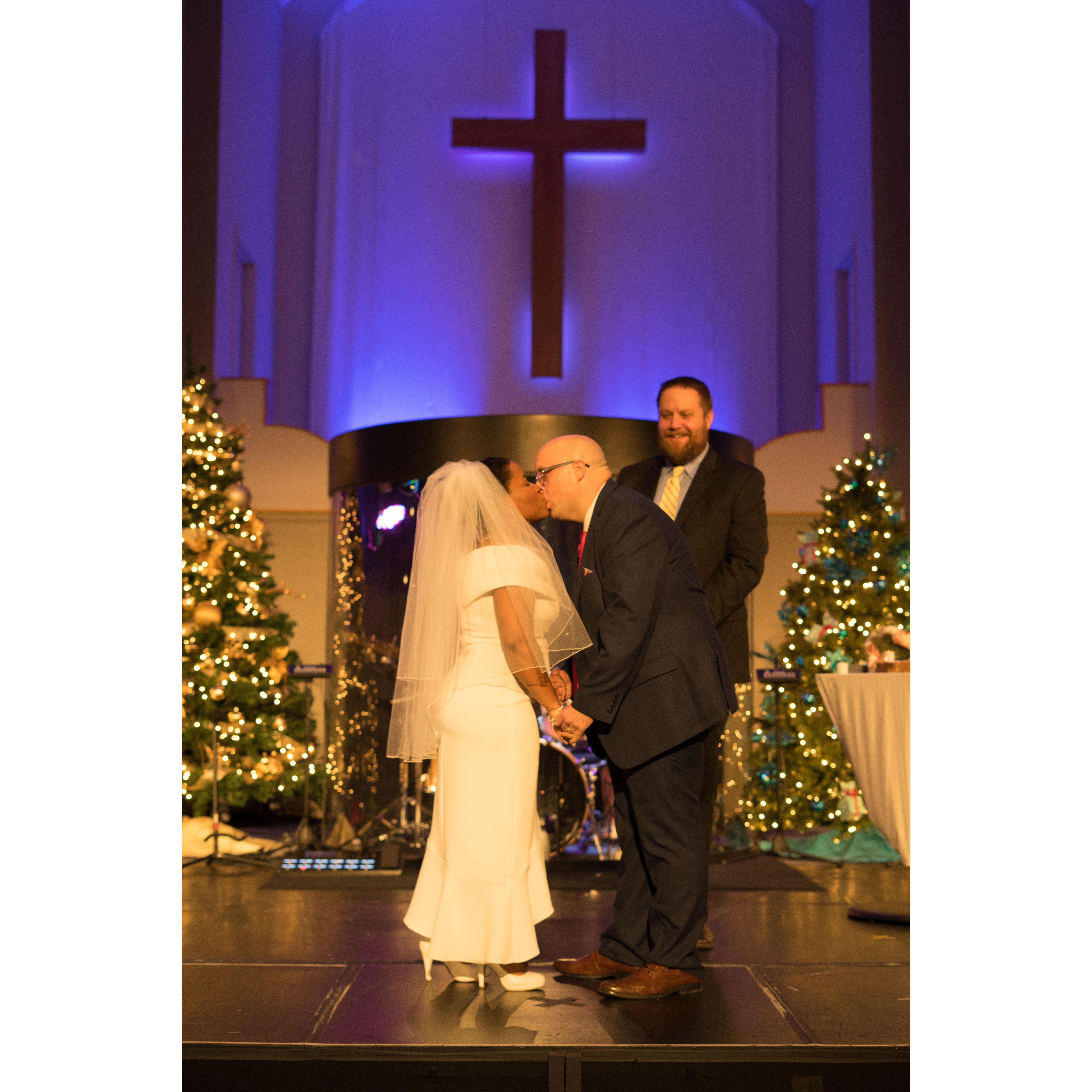 You may kiss you bride