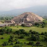 Teotihuacan Pyramids (Botanical Gardens)