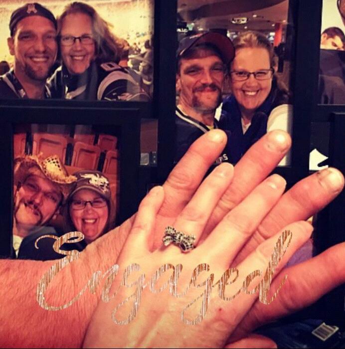 Facebook Engagement Announcement 💍