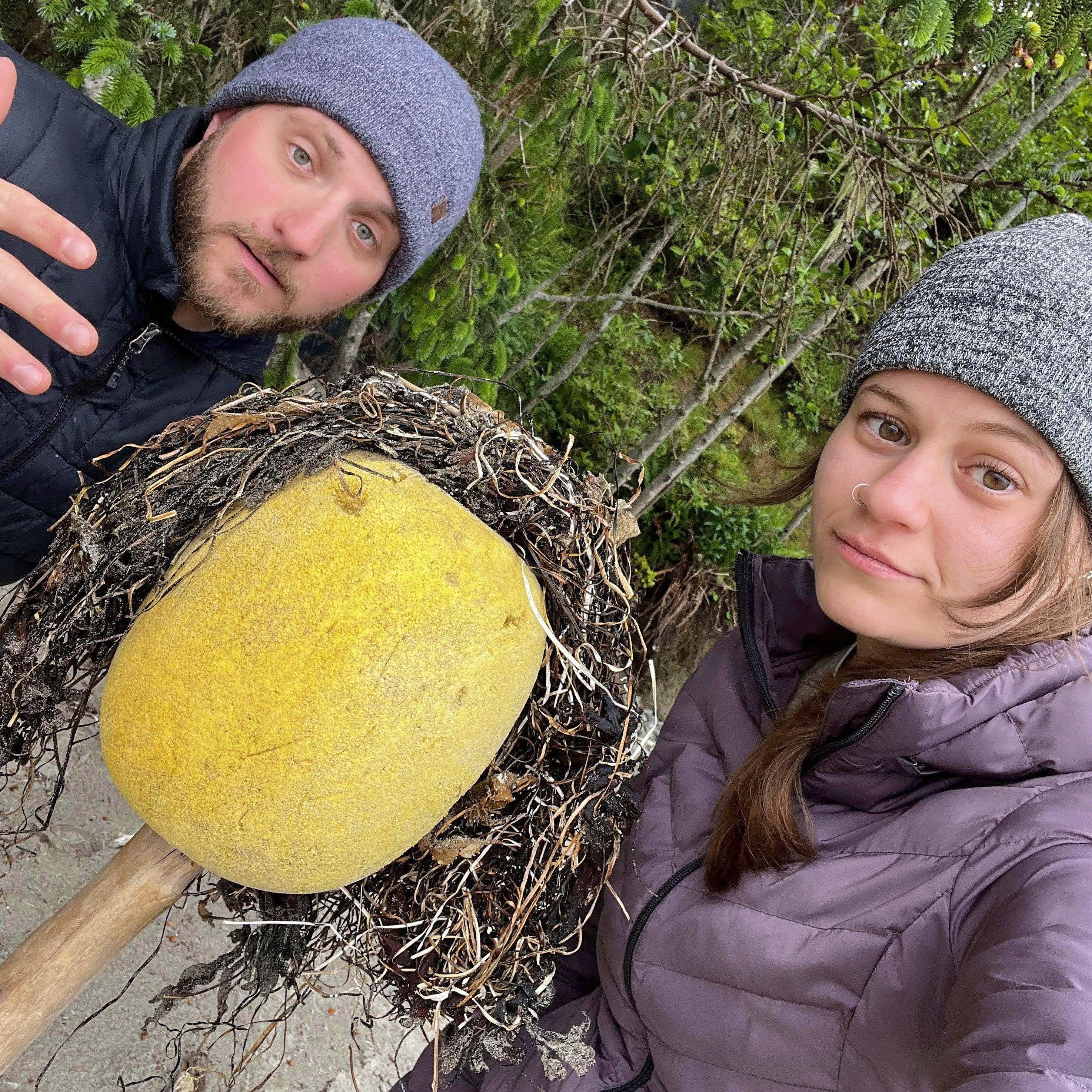 The only friend we ever made in Washington. We took "made" really seriously.
Backcountry Camping, Toleak Point, WA | May 2024