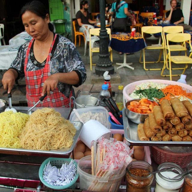 Thai Street Food & Souveniers