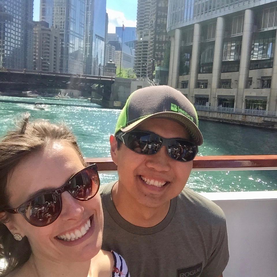 A sunny trip along the Chicago River Tour.