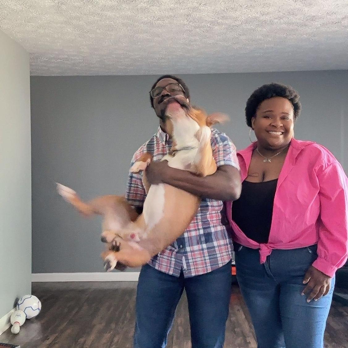 This photo explains our family dynamic 🤣