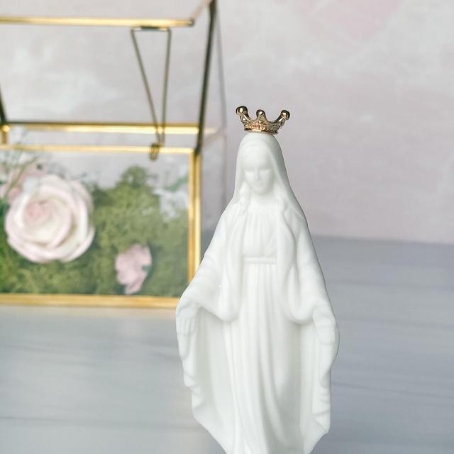 Mini Mary Garden