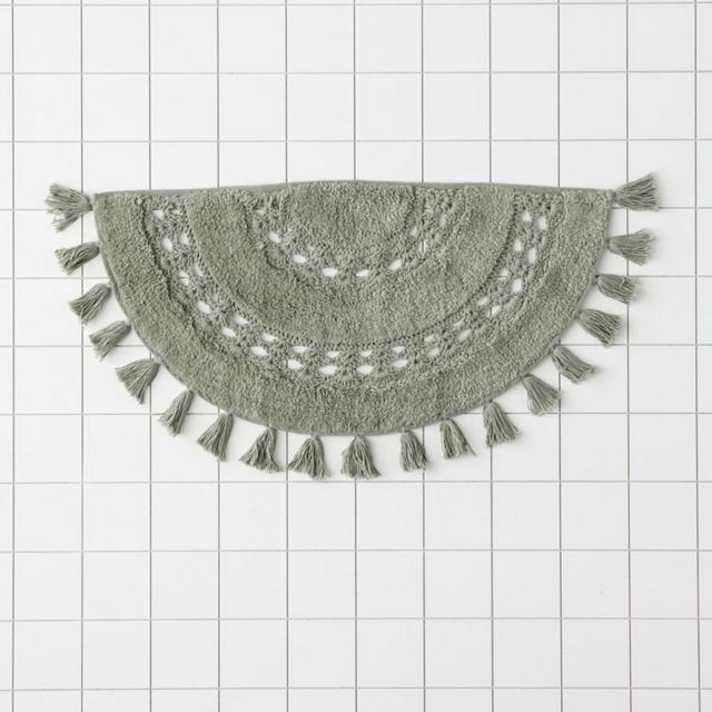 Crochet Sun Bath Mat | Urban Outfitters