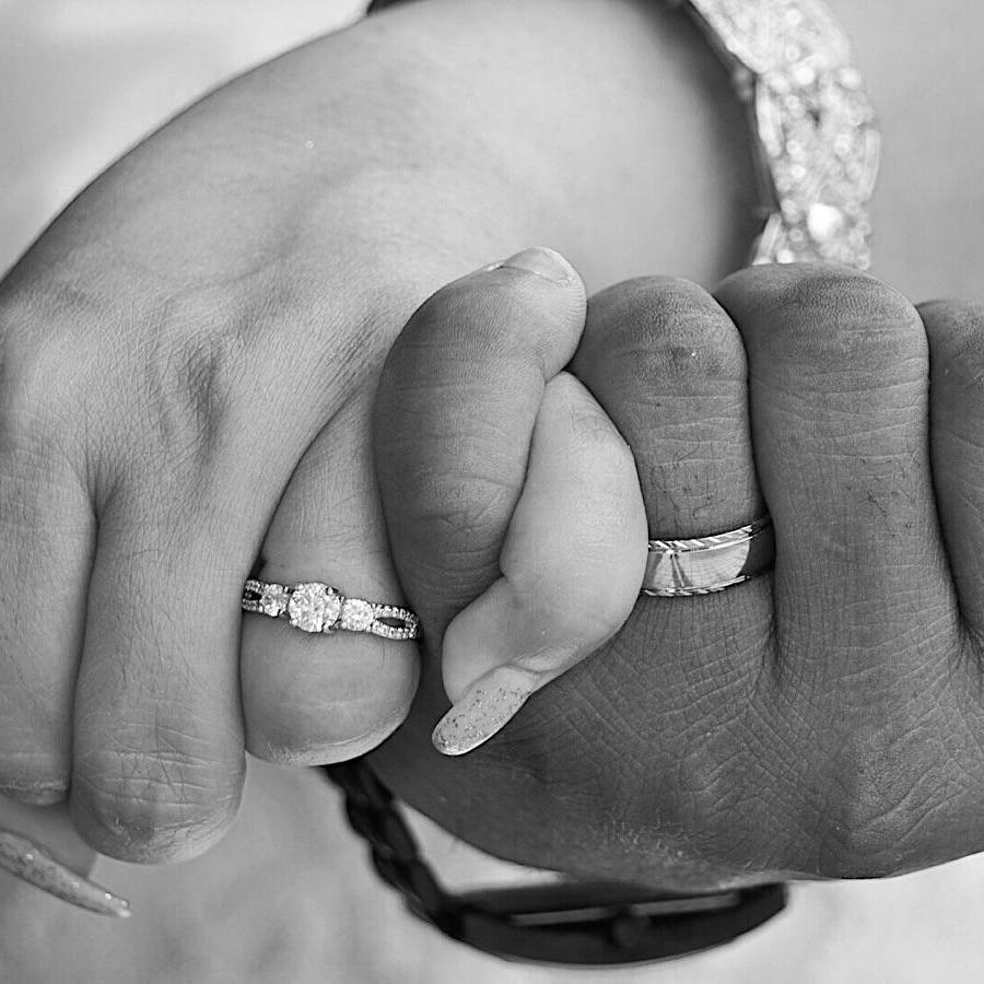I love this photo. It symbolizes our union.