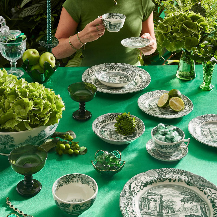 Spode, Green Italian 2-Tier Cake Stand | Zola