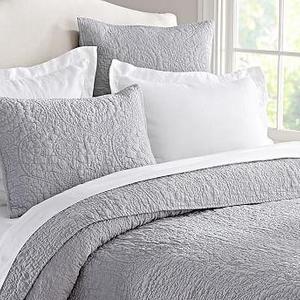 Belgian Flax Linen Floral Stitch Quilt, King/Cal. King, Smoke Gray
