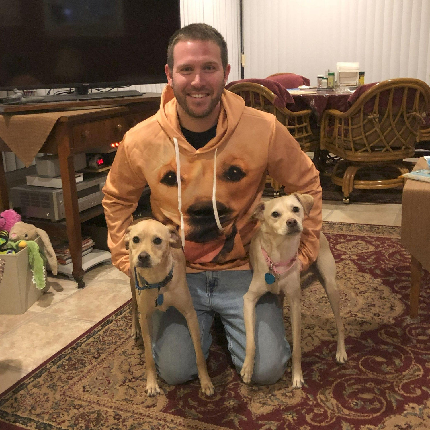 This is the picture that caught Jen's eye on the dating site.  When she saw this picture she knew she finally found a crazy dog dad that she's been looking for all her life.