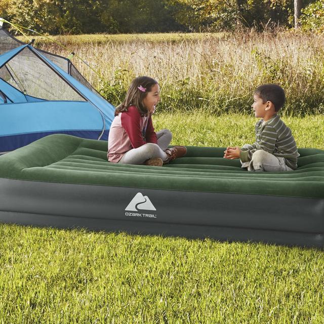 Ozark Trail Tritech Airbed Full 14Inch With In & Out Pump