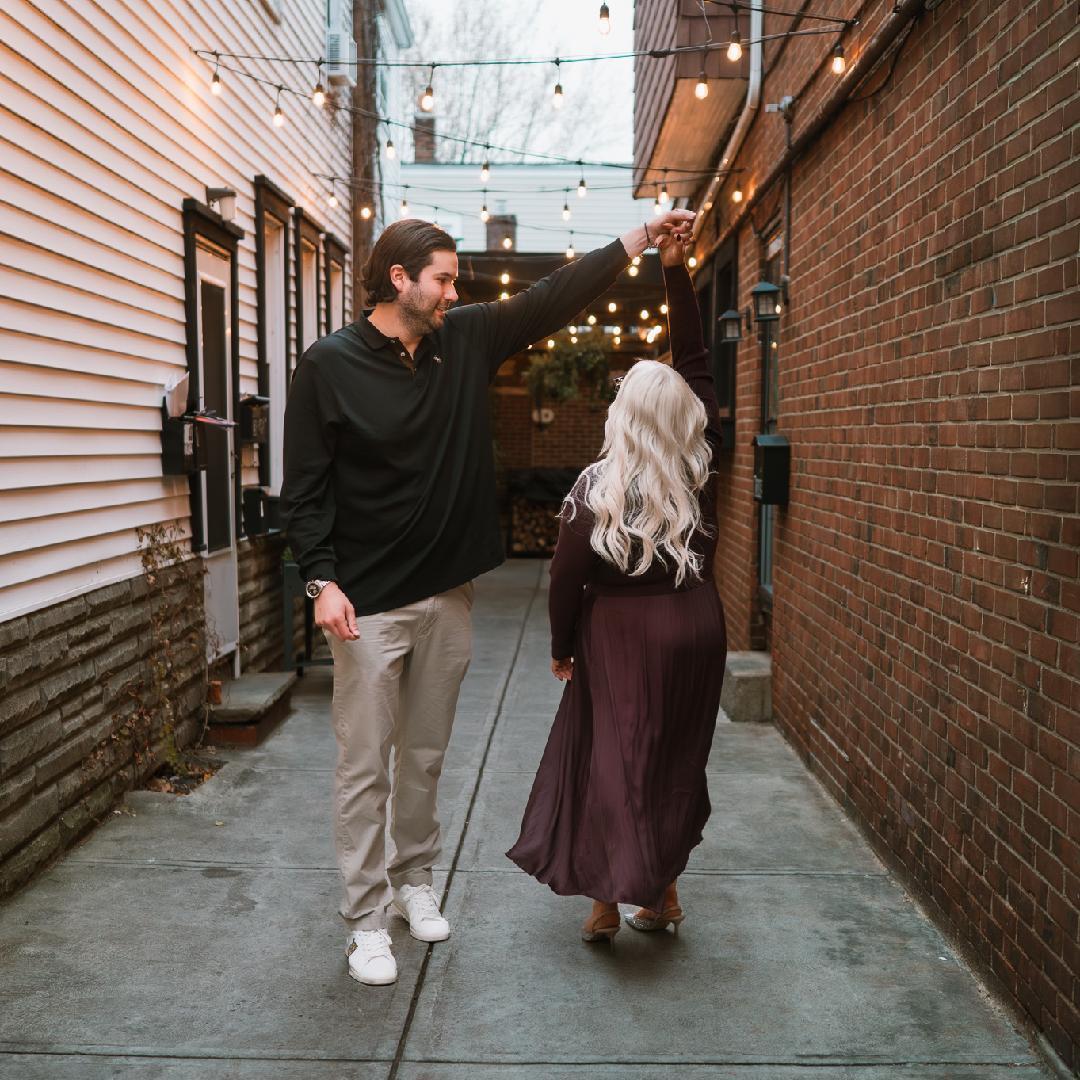 Engagement shoot in Little Italy๐๐๐ฆ๐ฎ๐น๐