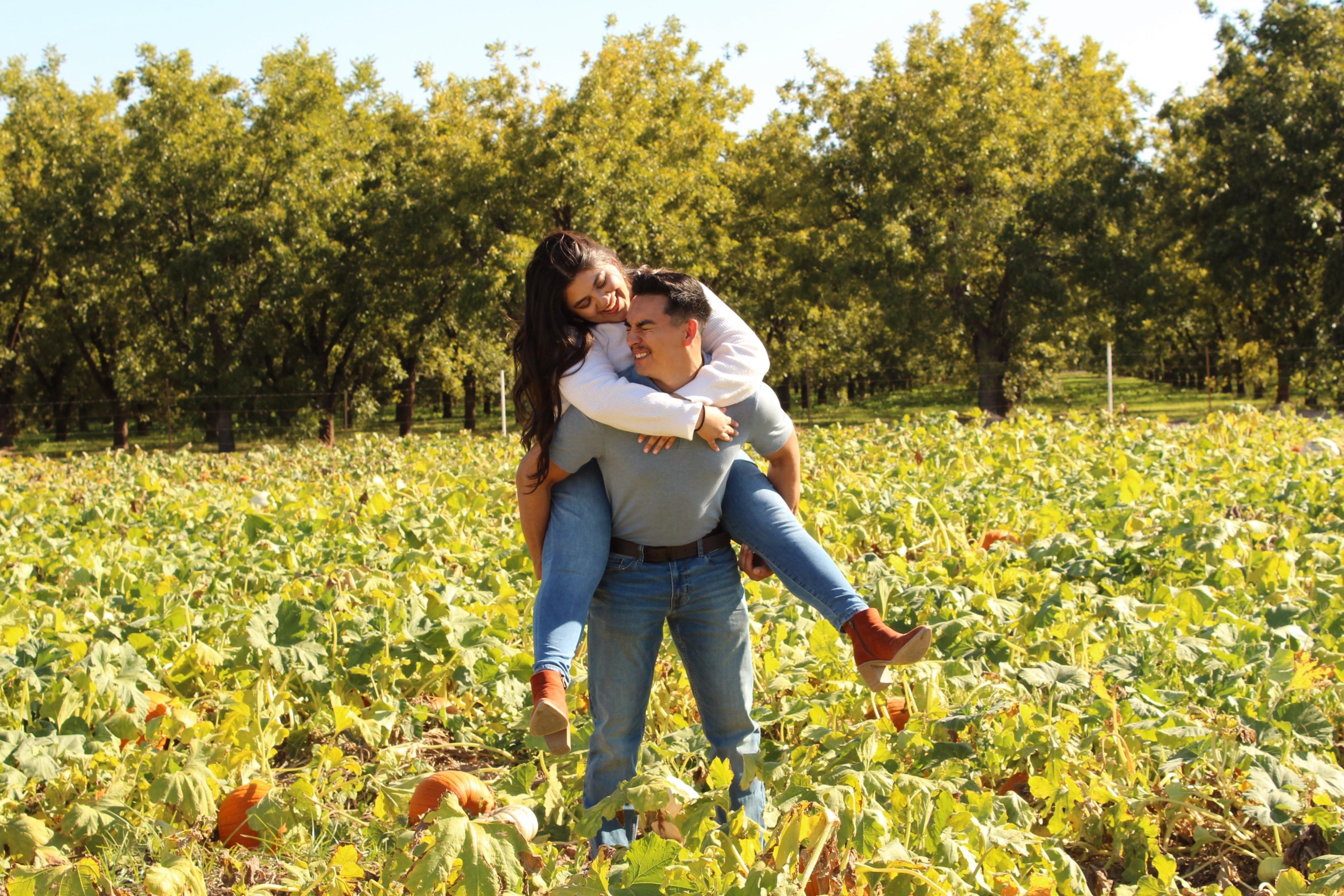 The Wedding Website of Lexy Montelongo and Julian Perez