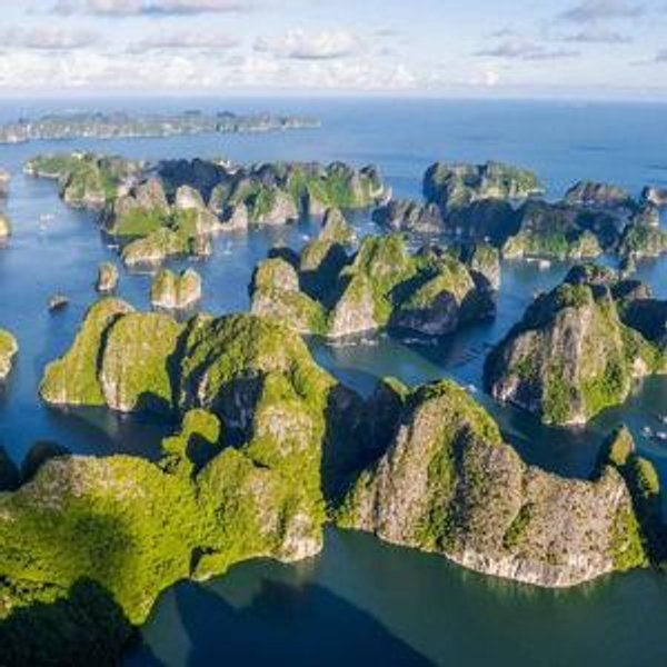 Ha Long Bay overnight cruise