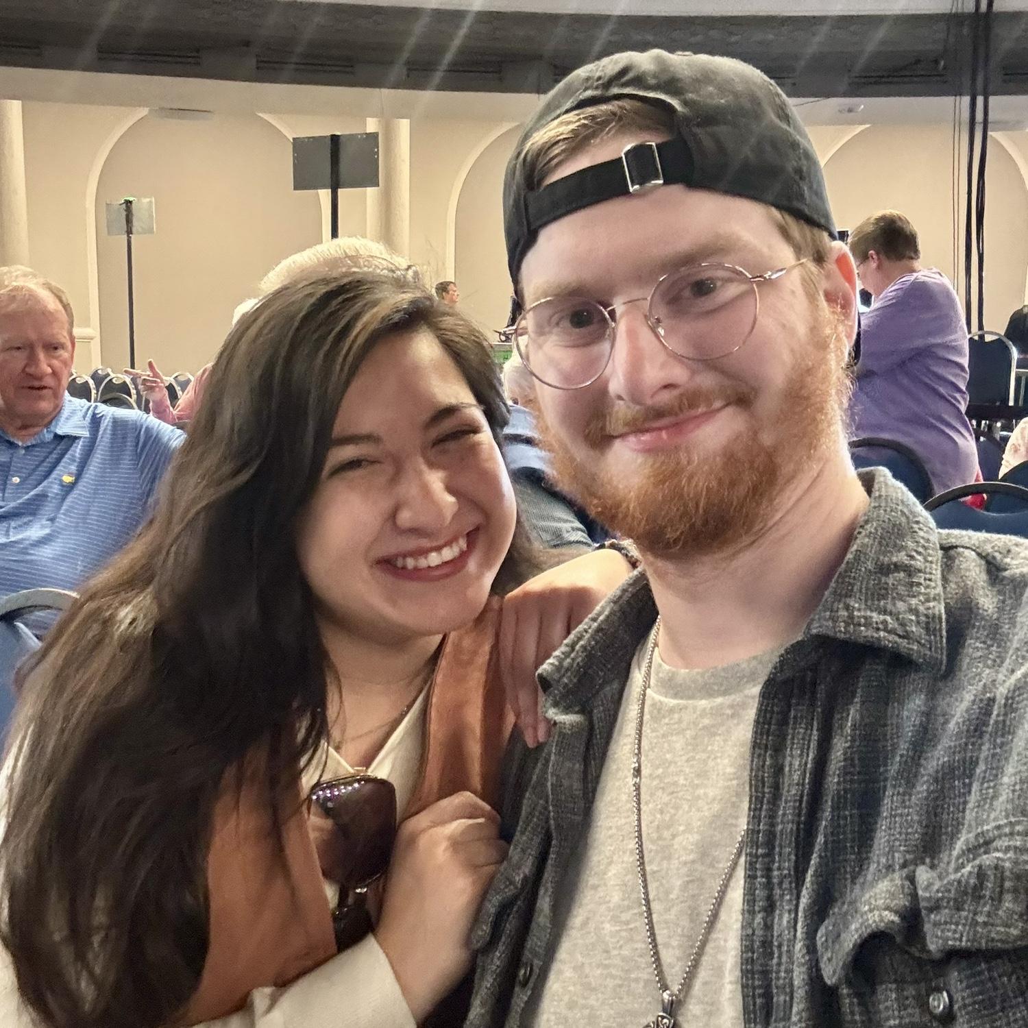 At the Chicago Band concert πΆ, Laura's dad's favorite band π