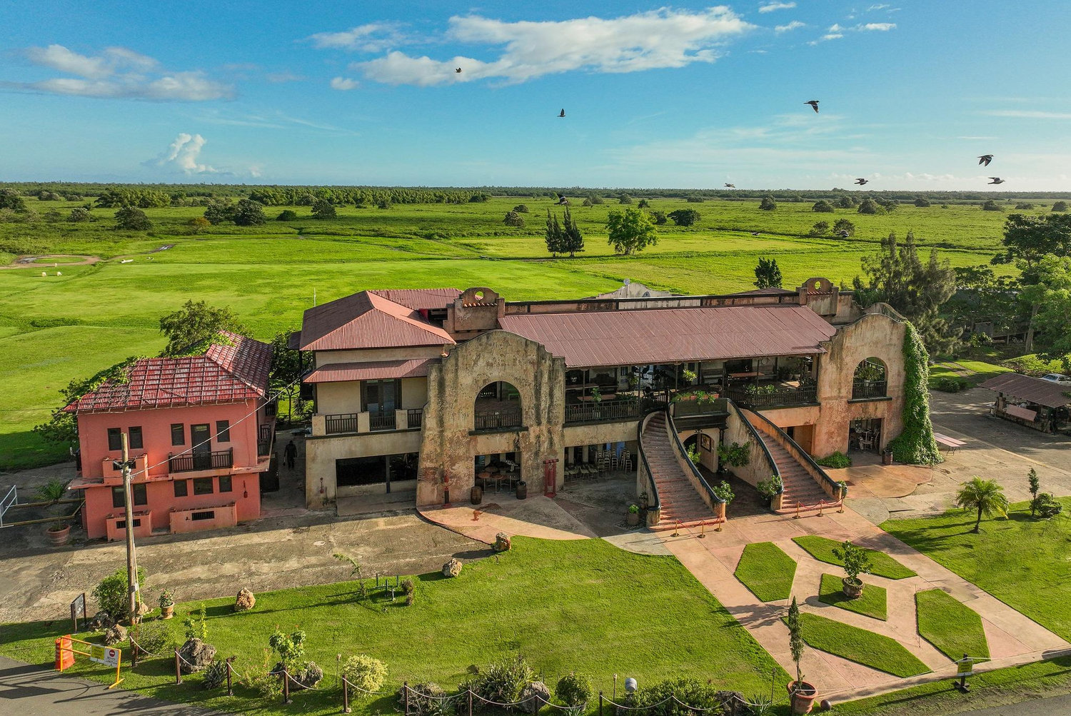 The Wedding Website of Alessandra Carratura and Ulysses Estrada