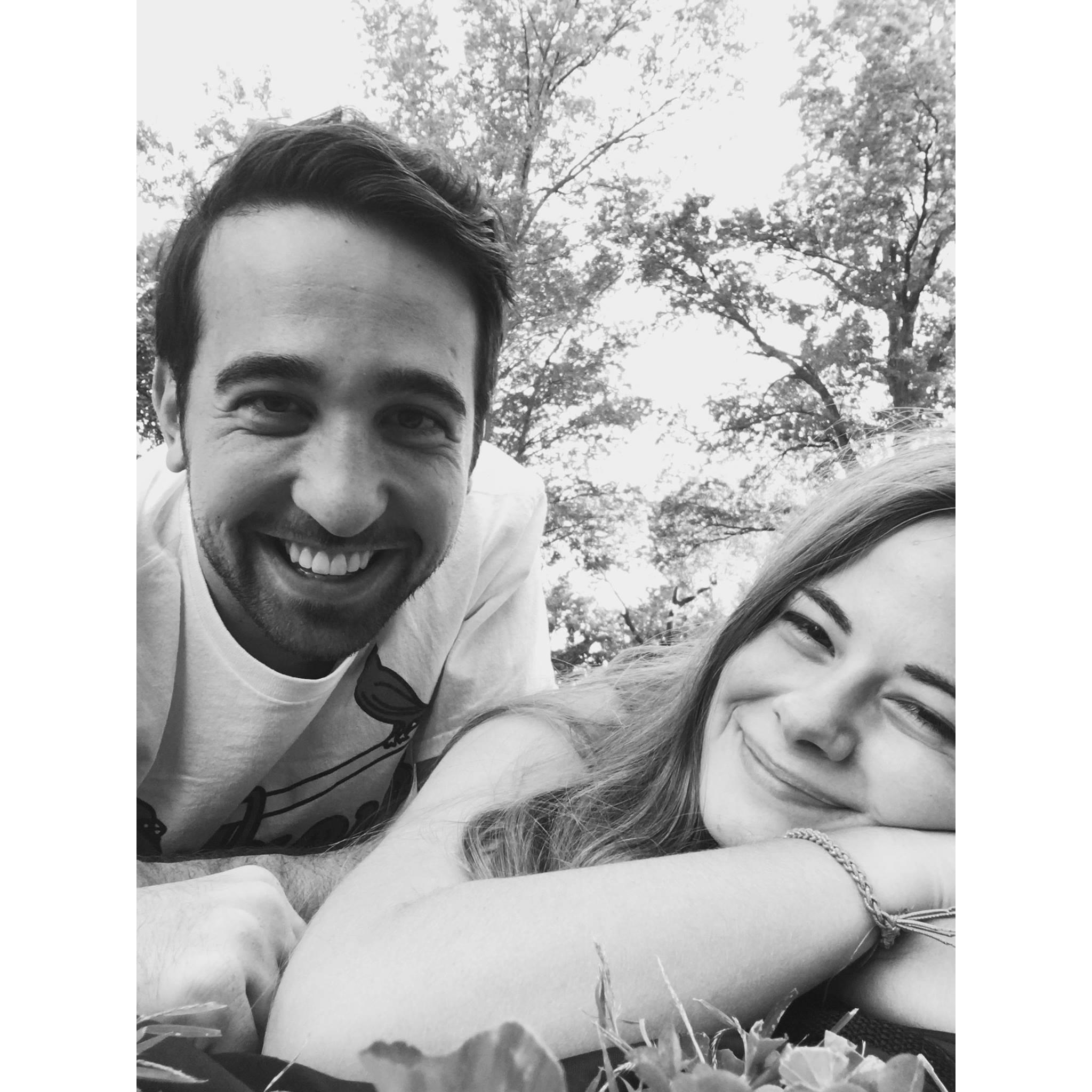 first weekend in stl together means picnics & snoozes
st louis | september 2017