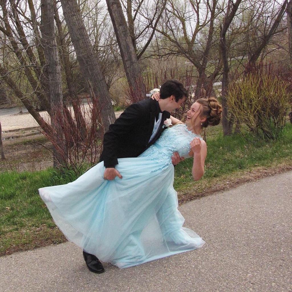 Junior Prom (and the only real Prom we got)