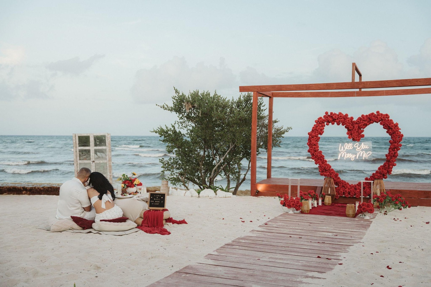 The Wedding Website of Lina Nieto and Raul Nieto