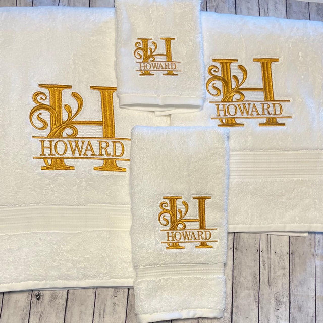 THICK Embroidered Bath Towel, Custom Towel, Personalized Towel, Monogram Towel, Christmas, Wedding, Grad Gift, Housewarming, Anniversary