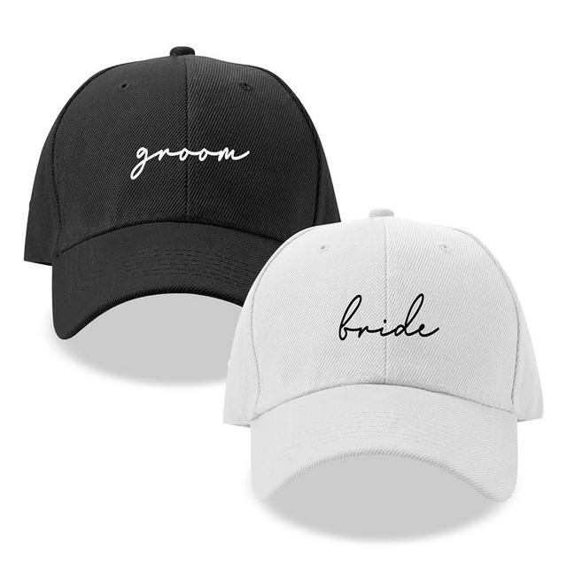 GroomBrideGifts Hubby Wifey Baseball Cap Set, Adjustable Washed Cotton 3D Embroidered Hat, Wedding Honeymoon Essentials Gift.