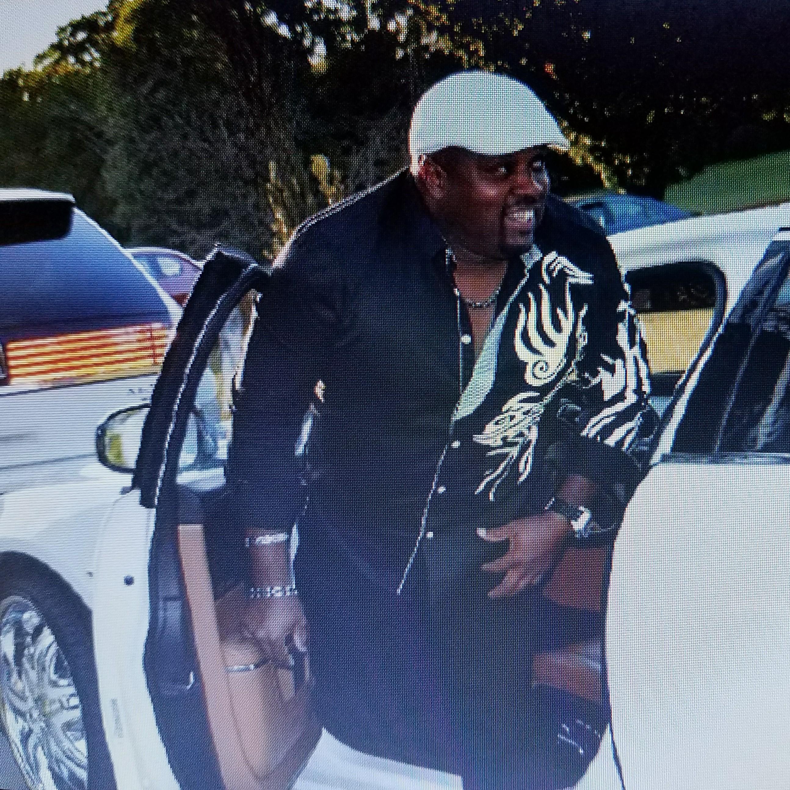 This is what a King that is happy in love looks like!