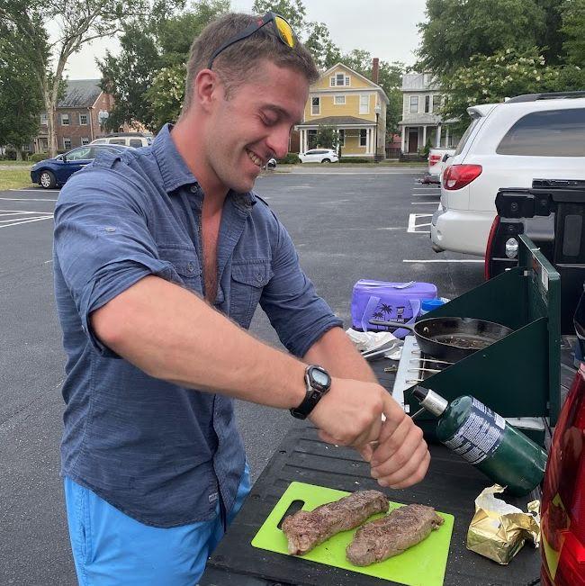 Tailgate steaks, as ya do!