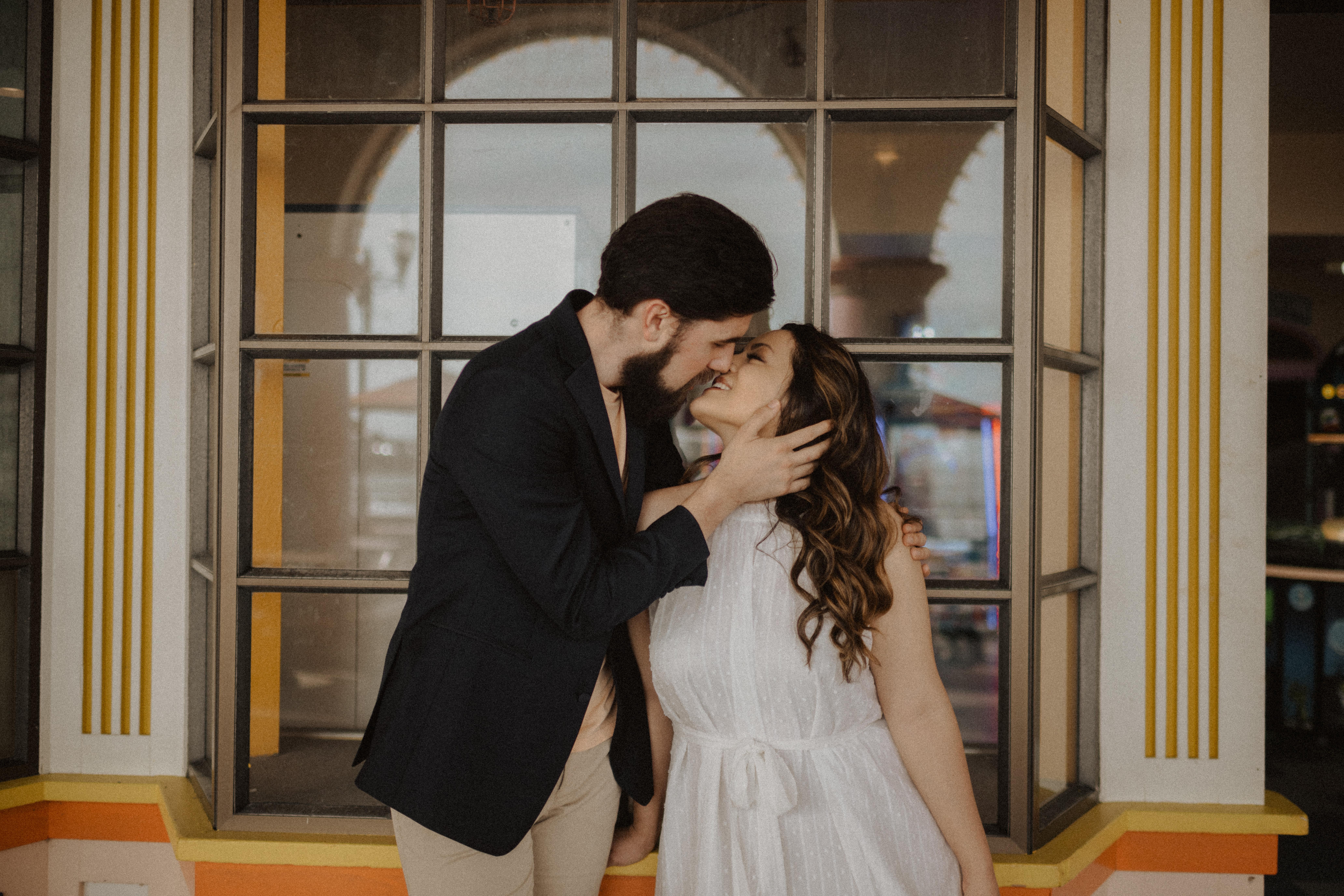 The Wedding Website of Thomas Lindblom and Lauren Piraro
