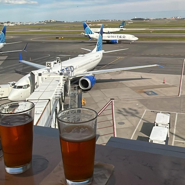 Pre-Honeymoon Airport Drinks!