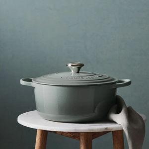 5.5 Qt. Signature Round Dutch Oven - Sea Salt