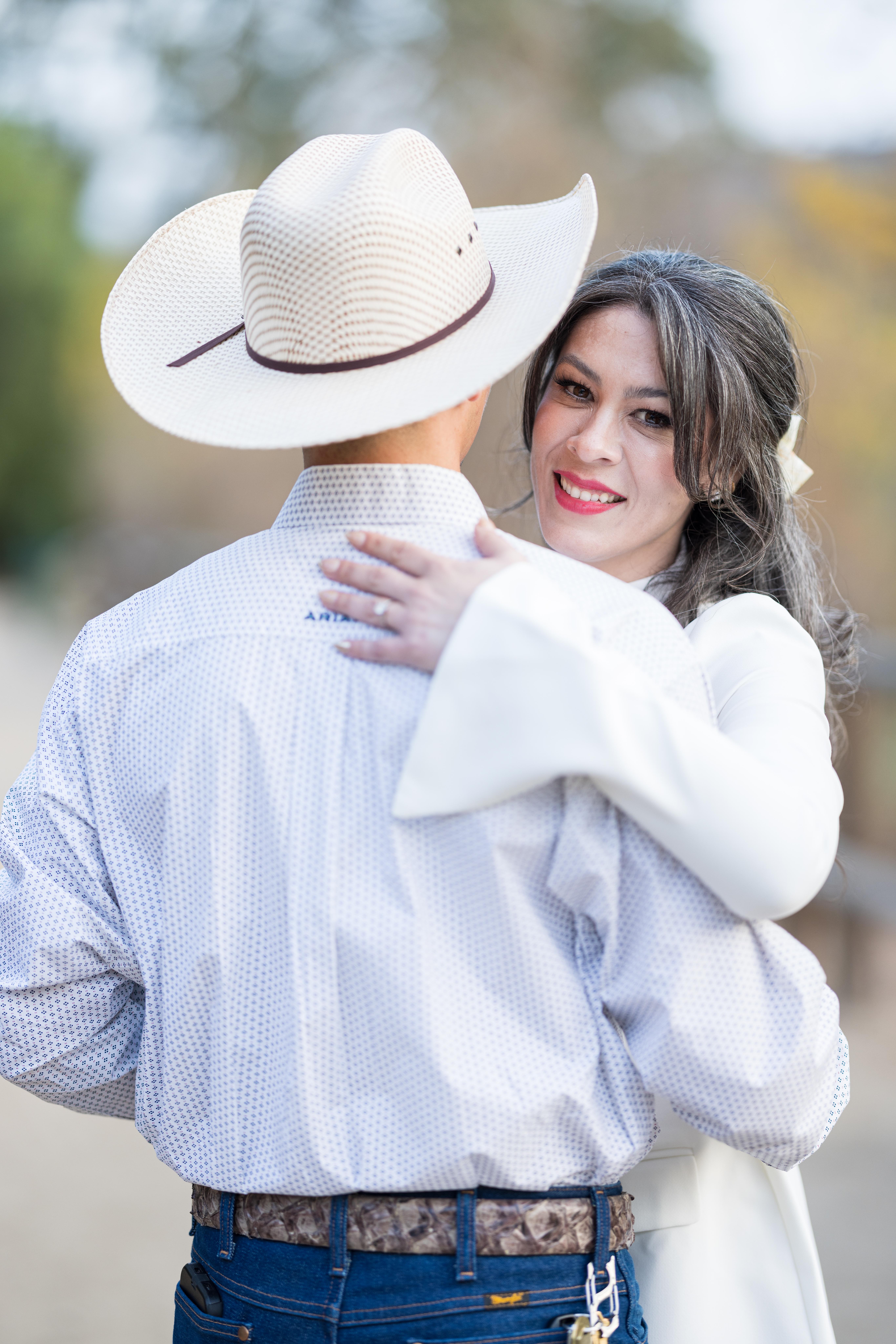 The Wedding Website of Gladys Calderon and Alejandro Payan