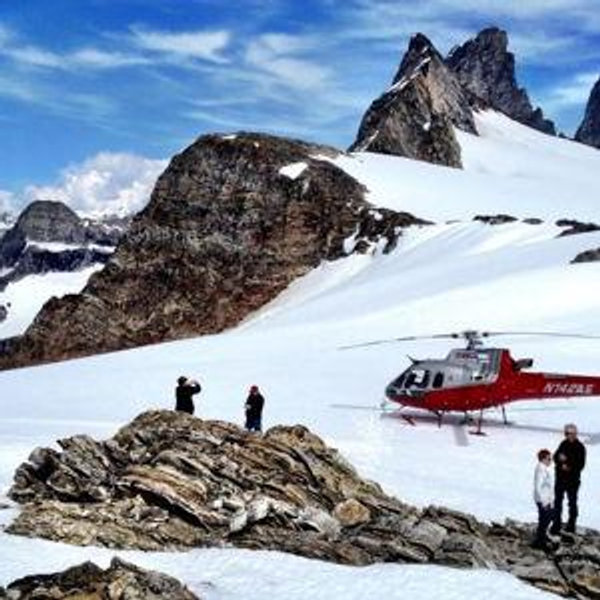 Glacier Discovery by Helicopter in Skagway