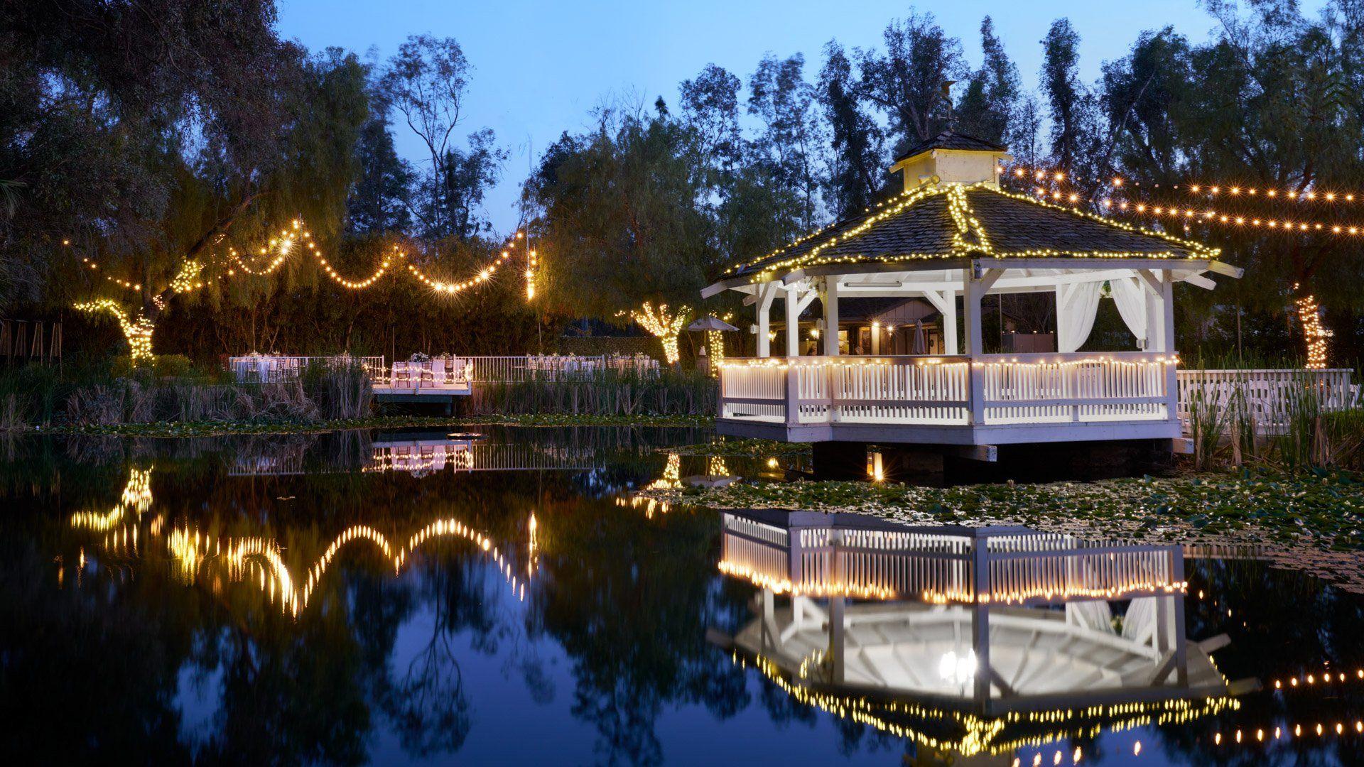 The Wedding Website of Janae Janik and Jonathan Hensley