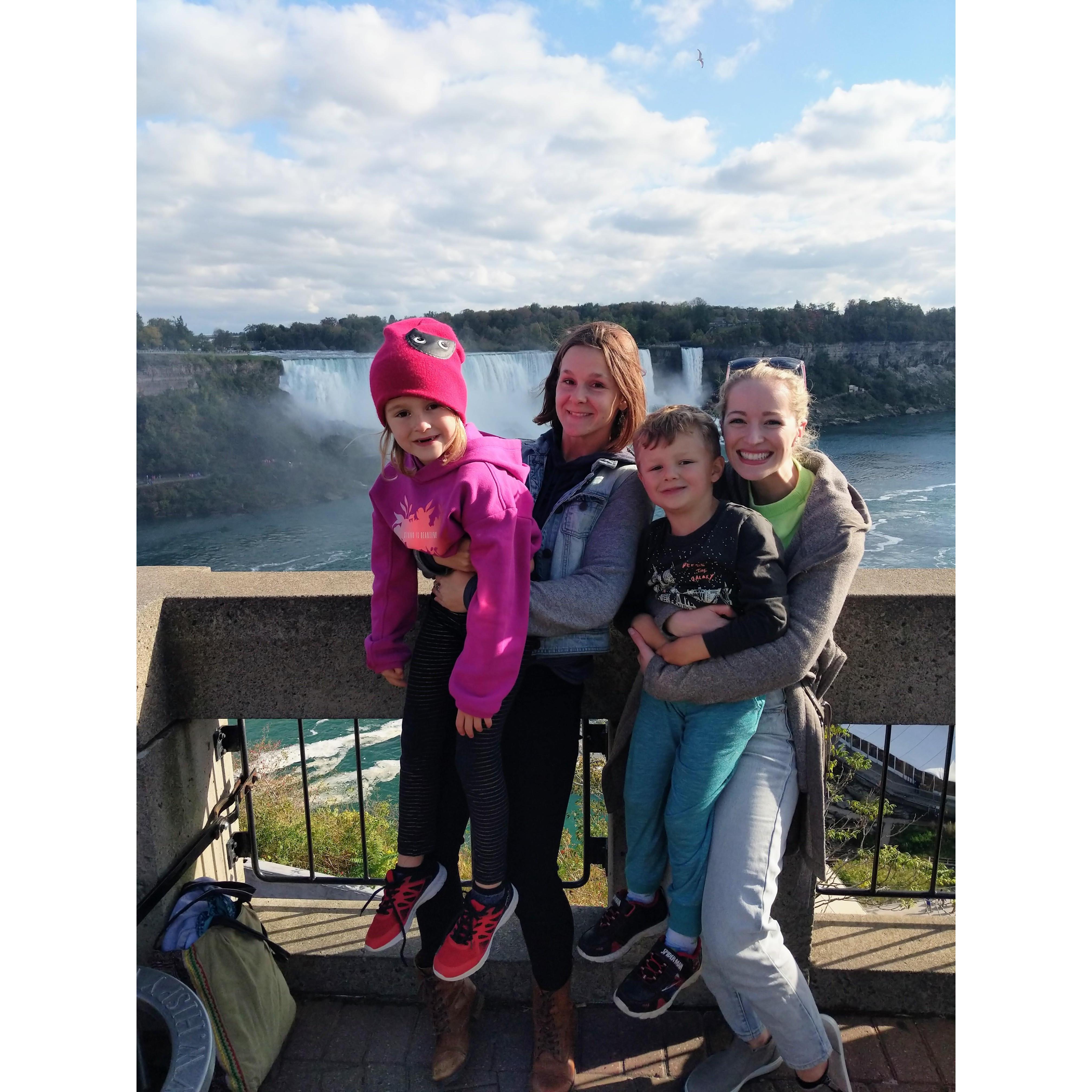 Olive, Maggie, Wallace, & Valerie. Niagara Falls, 2019