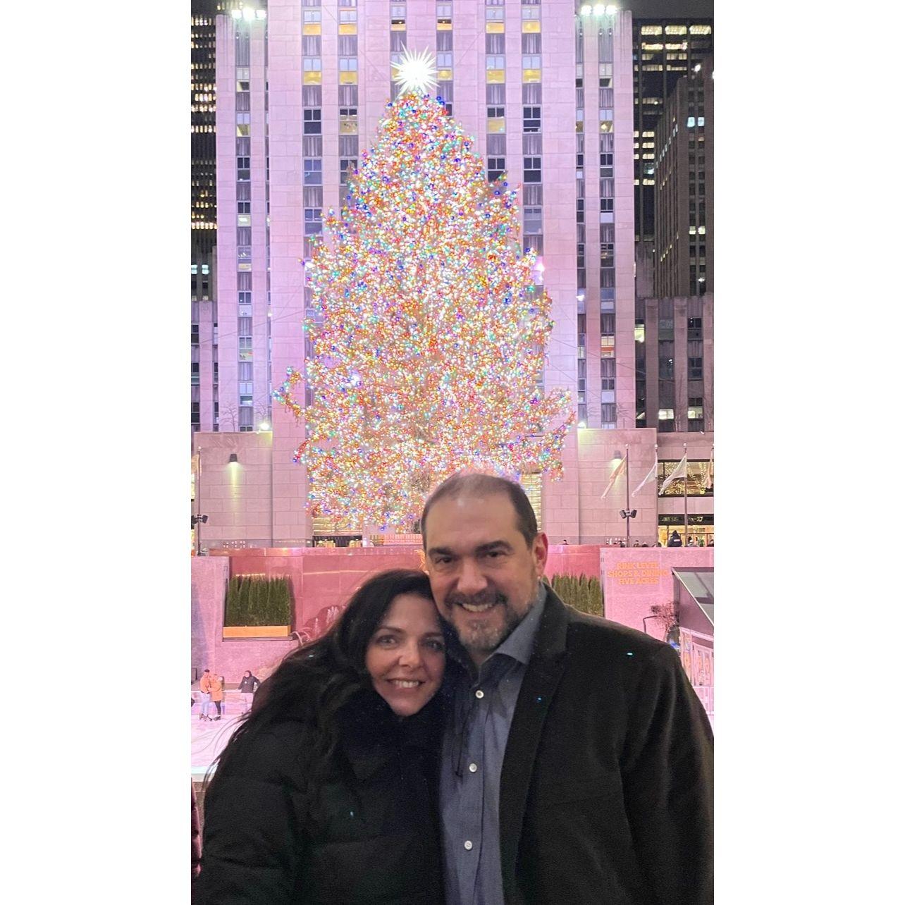 Our carriage rode by the 🎄tree in Rockefeller Center!