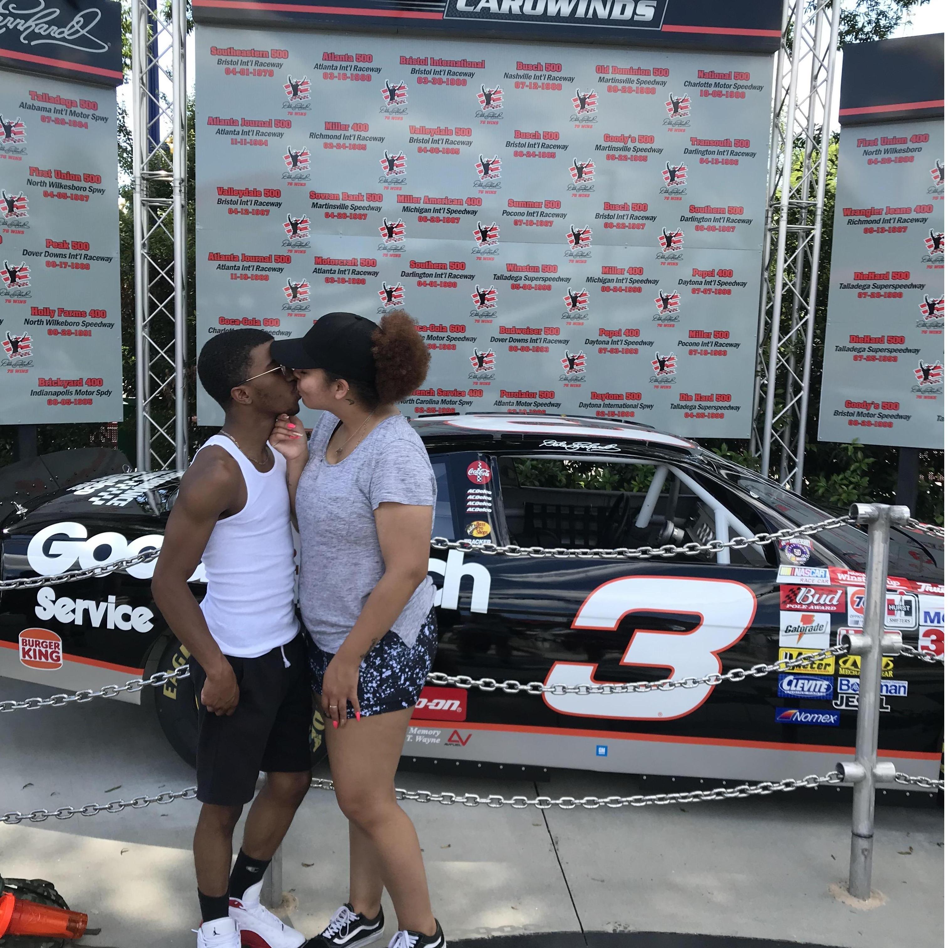 We took a trip to Carowinds with my bestie Skylar and Seamus.