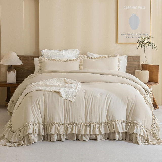 Masaca Ruffled Comforter Set Queen,3-Piece Farmhouse Shabby Boho Chic Bedding,Ultra Soft Fluffy Ruffle Bed Comforter Set (1 Wheat Comforter+2 Ruffle Pillow Shams)