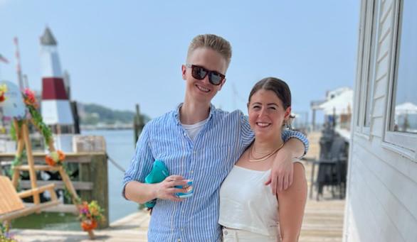 The Wedding Website of Jessie Eichinger and Luke Bredensteiner