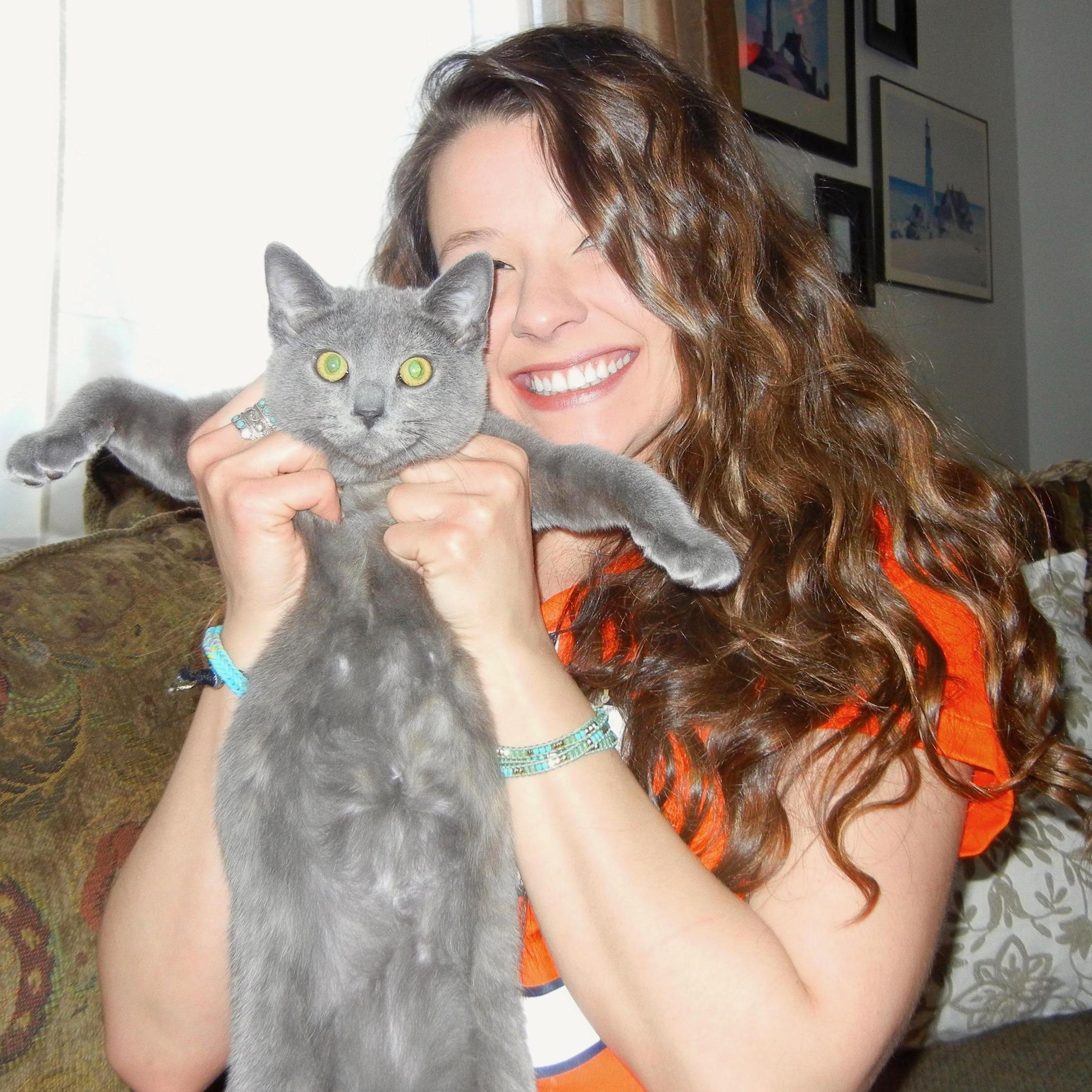 When Bobby bought Brooke a kitten for her birthday! Sasha Fierce <3