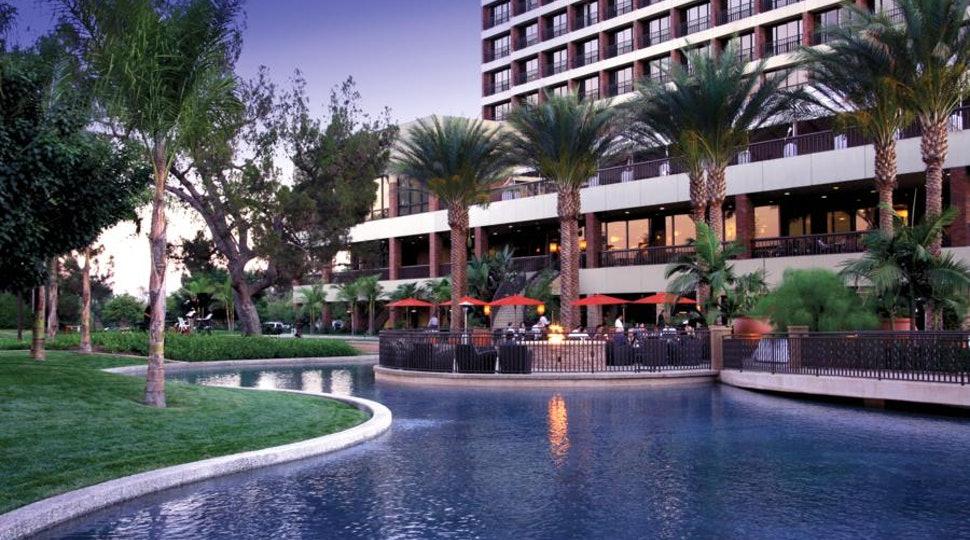 The Wedding Website of Margarita DiFraia and Steve Alas