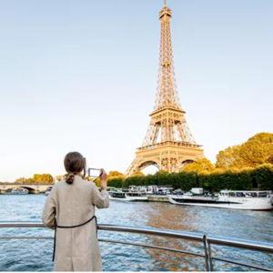Seine Cruise and Parisian Icons